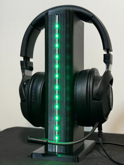 TRAKTIC X1 – RGB Işıklı Gaming Kulaklık Standı | Uzaktan Kumandalı, USB Güç Bağlantılı, Premium Tasarım